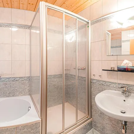 - Hoch Pustertal Apartament *